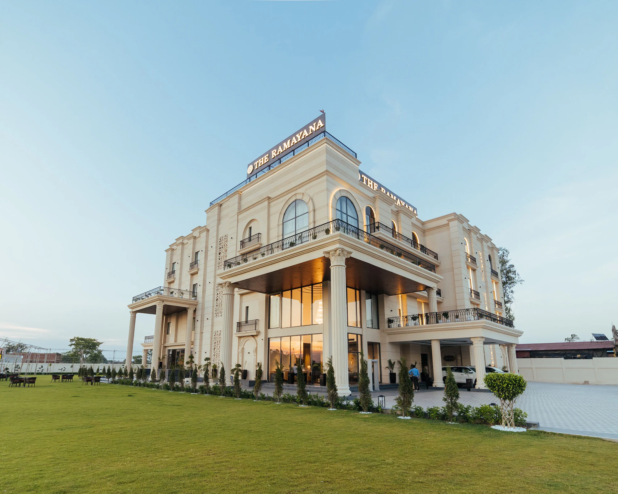 You are currently viewing 10 Best Hotels In Ayodhya-2024: Affordable Hotels